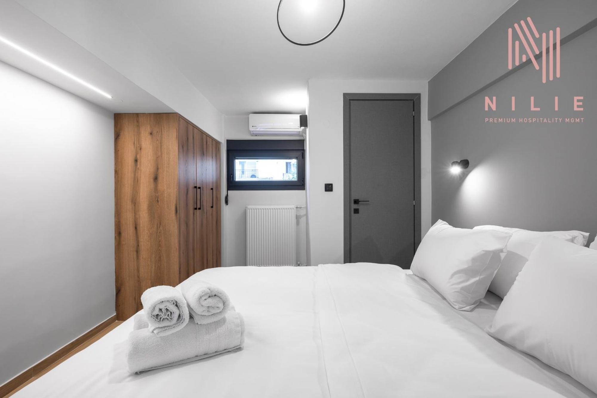 Railway Lofts, Nilie Hospitality Mgmt Apartment เทสซาโลนิกิ ภายนอก รูปภาพ