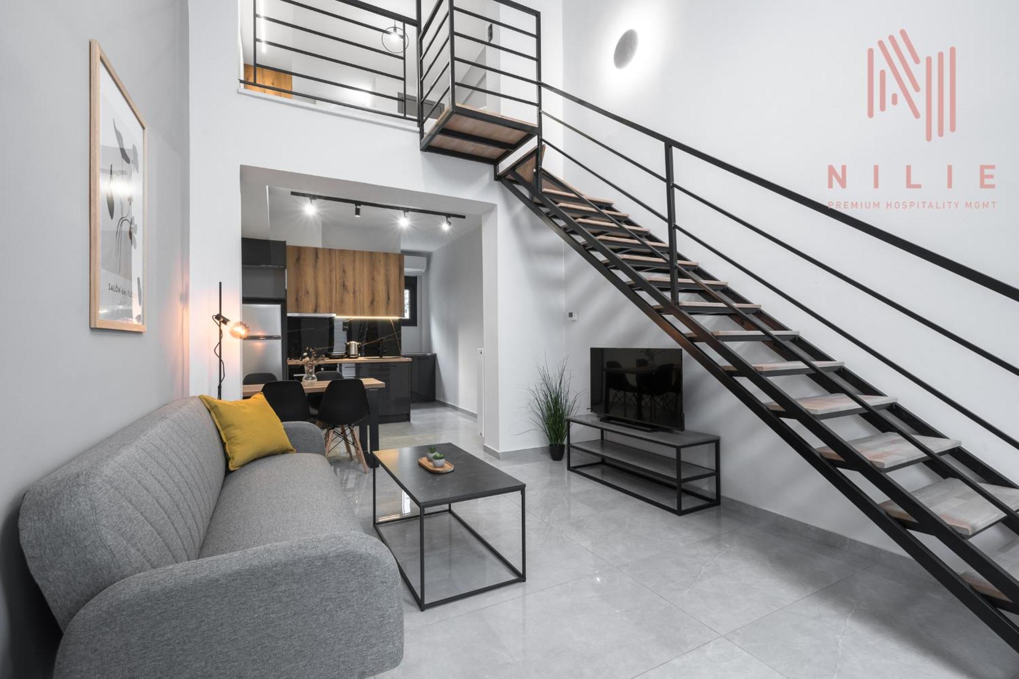 Railway Lofts, Nilie Hospitality Mgmt Apartment เทสซาโลนิกิ ภายนอก รูปภาพ
