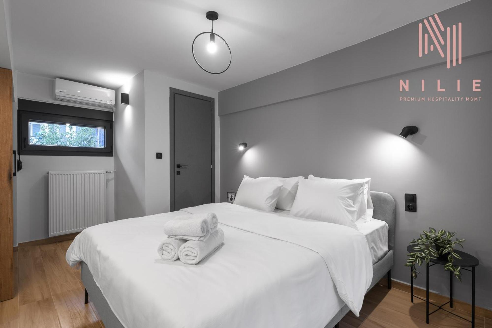 Railway Lofts, Nilie Hospitality Mgmt Apartment เทสซาโลนิกิ ภายนอก รูปภาพ