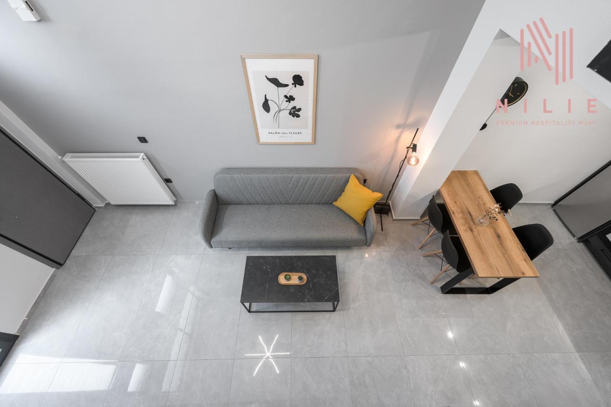 Railway Lofts, Nilie Hospitality Mgmt Apartment เทสซาโลนิกิ ภายนอก รูปภาพ